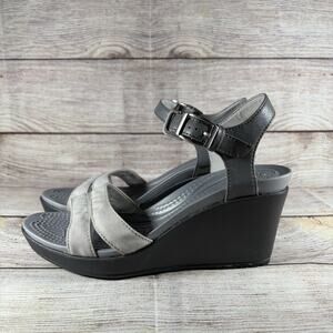 CROCS Sandals Womens Size 6 Leigh II Ankle Strap Platform Wedge Heel Gray